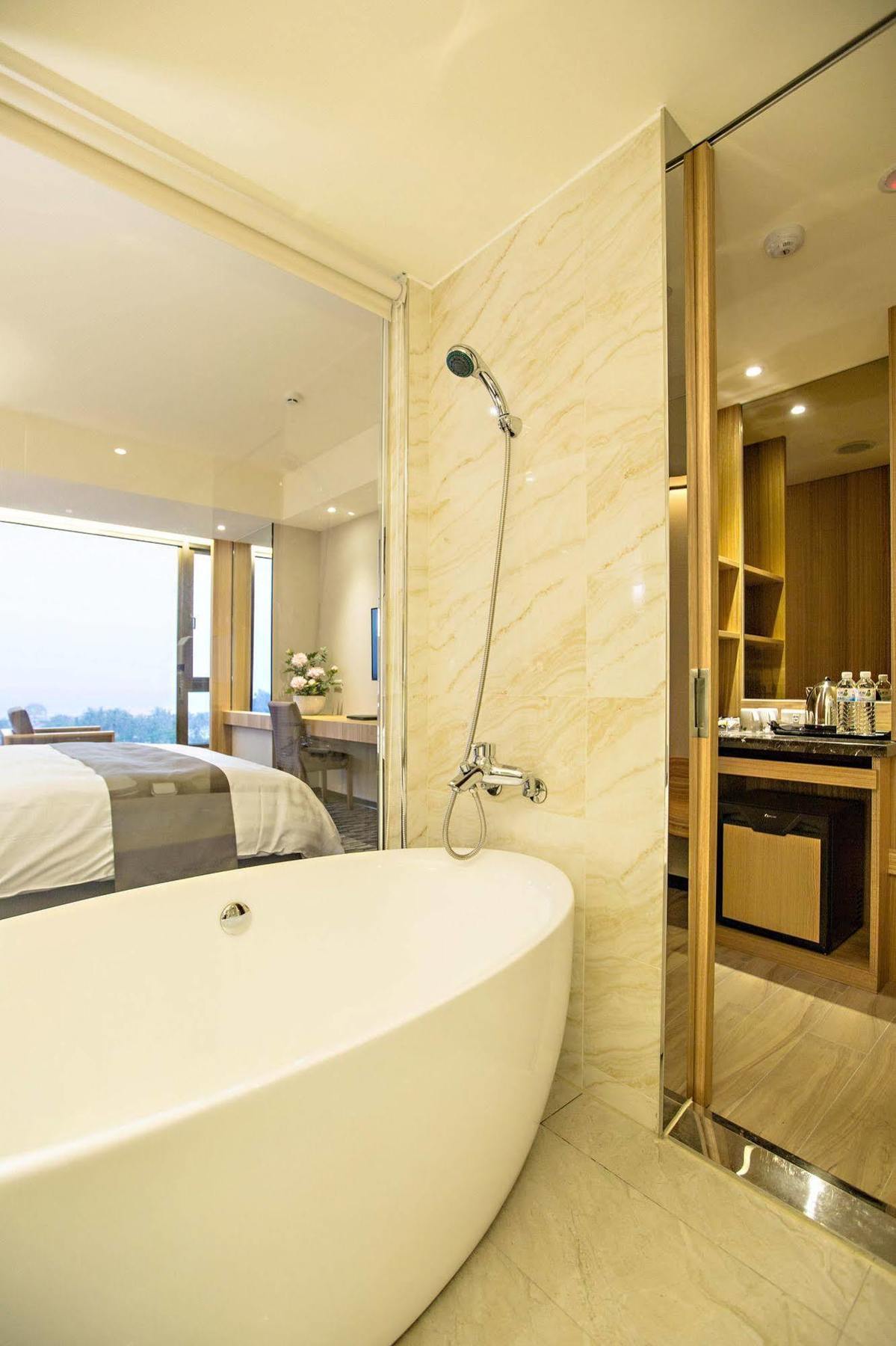 Kaishen Starlight Hotel Taitung Экстерьер фото